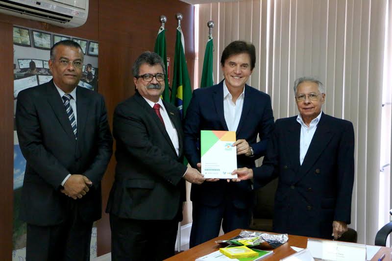 Governador recebe estudo da FIERN  sobre perspectivas para a&nbsp;economia