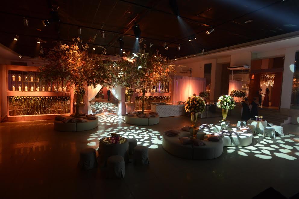 Olimpo Recepções completa 15 anos com festa para debutantes de escolas&nbsp;públicas