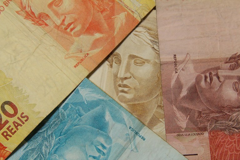 Receita aceita parcelamento de débitos dos estados e cidades até final do&nbsp;mês