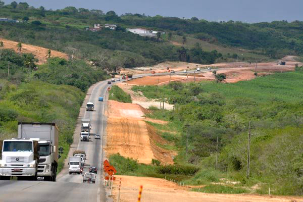 Reta Tabajara: Gestores públicos querem retomada de obras e retiradas de&nbsp;lombadas