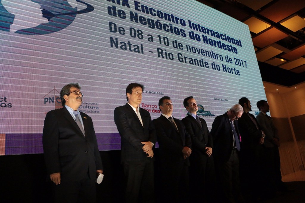 Governador destaca avanços na fruticultura e no setor energético na abertura do&nbsp;EINNE