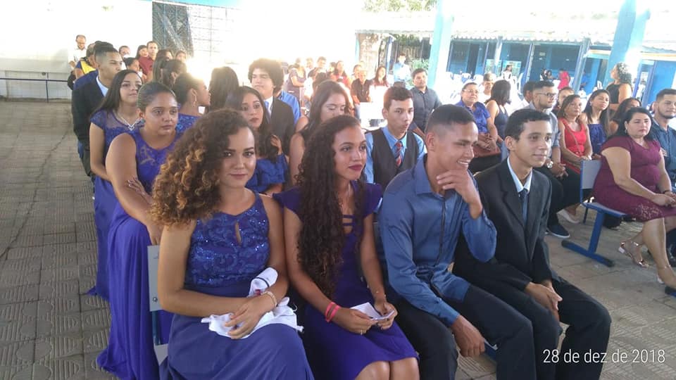 Escola Estadual Alfredo Mesquita realiza colação de grau da primeira turma concluinte do ensino médio em tempo&nbsp;integral