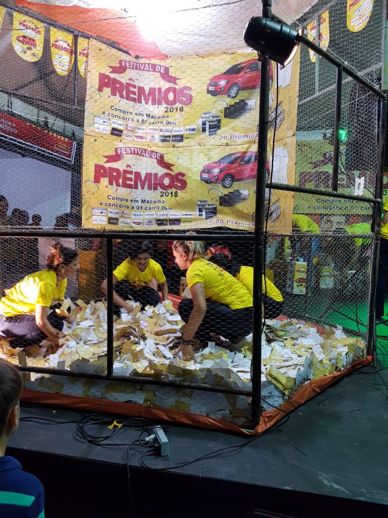 Festival de Prêmios: “Dinheiro de Macaíba circula em Macaíba”. Dona Allana é sorteada com um&nbsp;carro