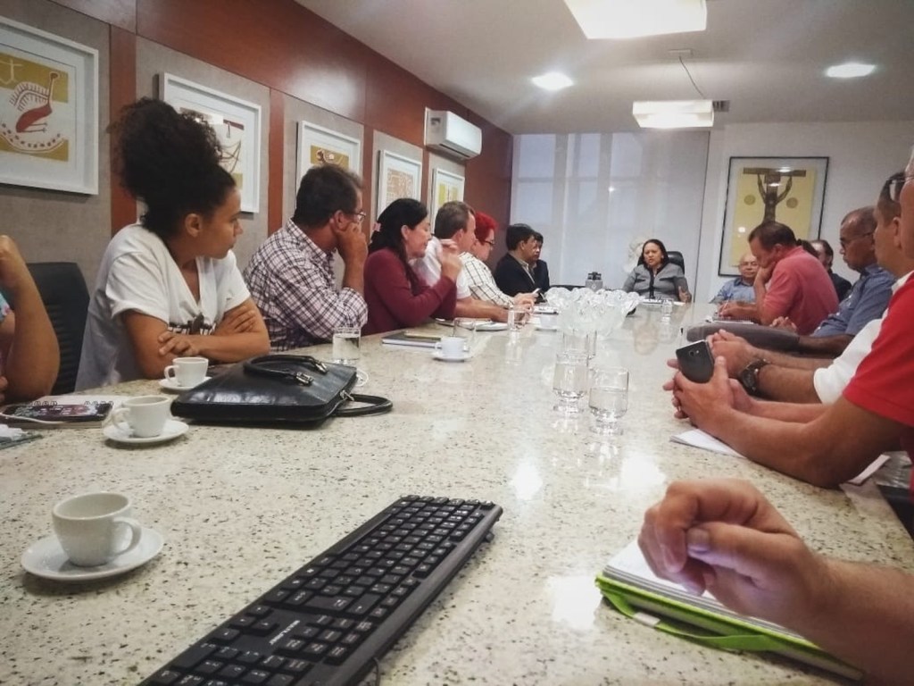 Governo do Estado divulga calendário para pagar folha de maio e 13º salário de 2017 