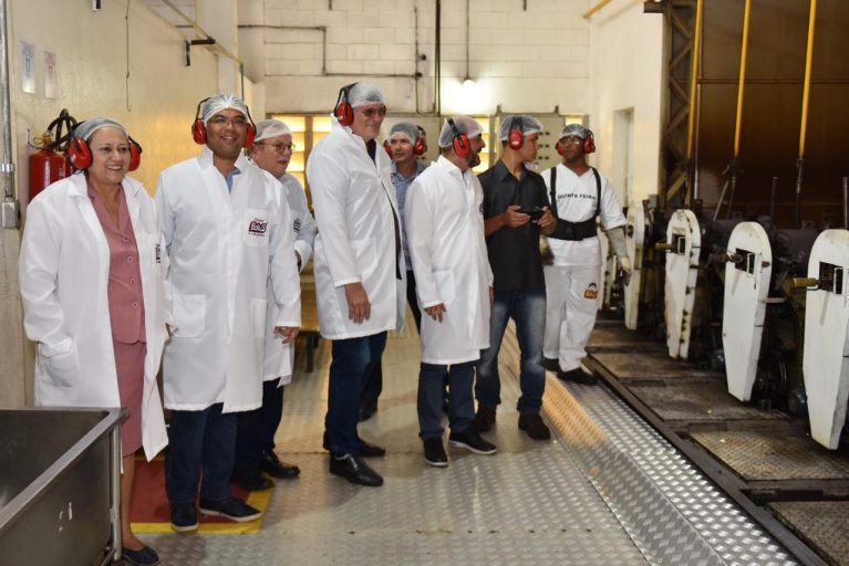 Beneficiárias do Proadi recebem governadora e equipe para&nbsp;avaliação