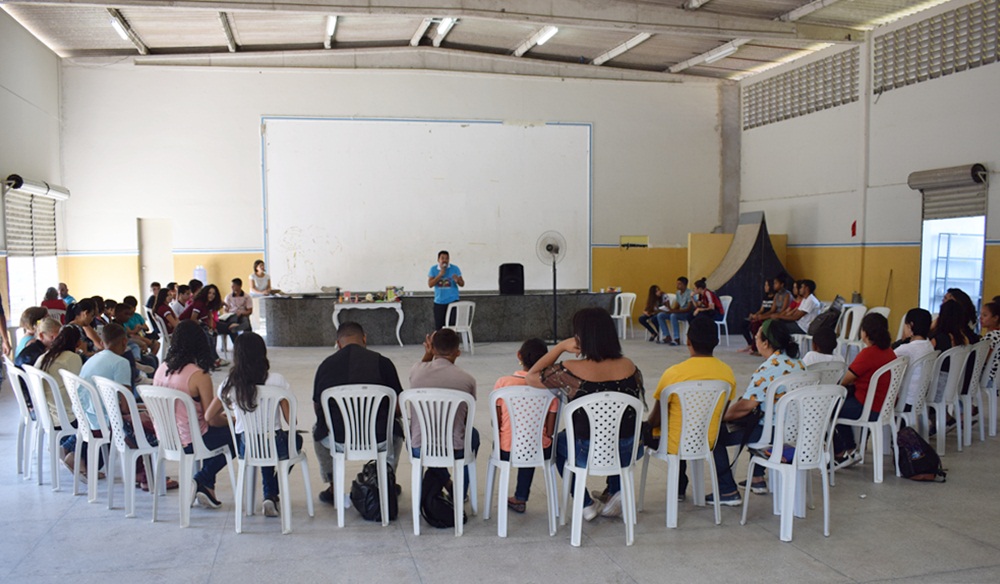 Secretaria Municipal de Educação realiza encontro preparatório para o Festival de Teatro de&nbsp;Macaíba