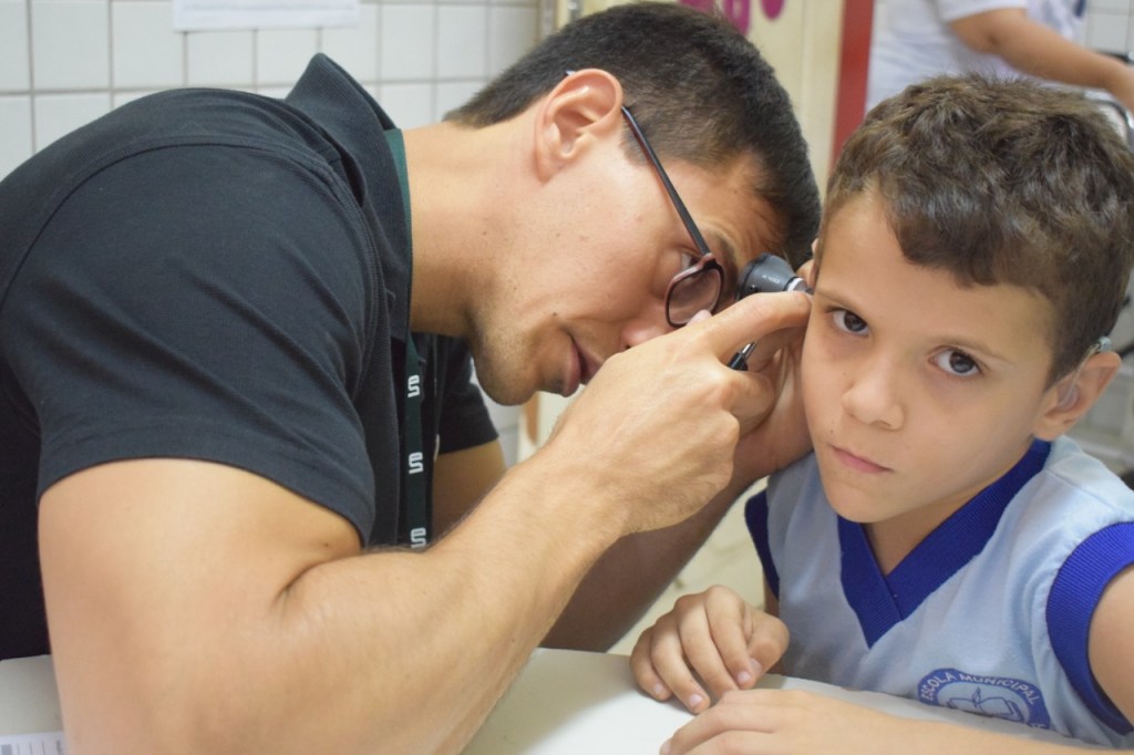 Projeto identifica e orienta estudantes de Macaíba sobre saúde&nbsp;auditiva