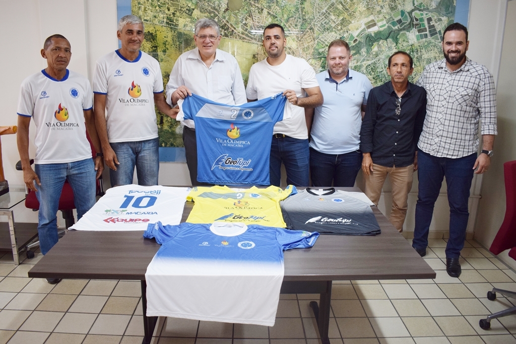 Futsal: Cruzeiro de Macaíba recebe uniforme que vai disputar campeonato Estadual deste&nbsp;ano