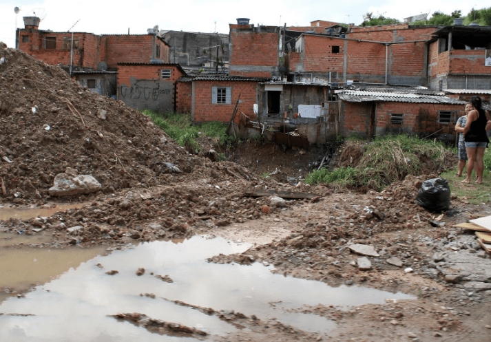 No RN, favelas estão, em média, a 782 metros de unidades de saúde; em Macaíba, 2.028&nbsp;metros