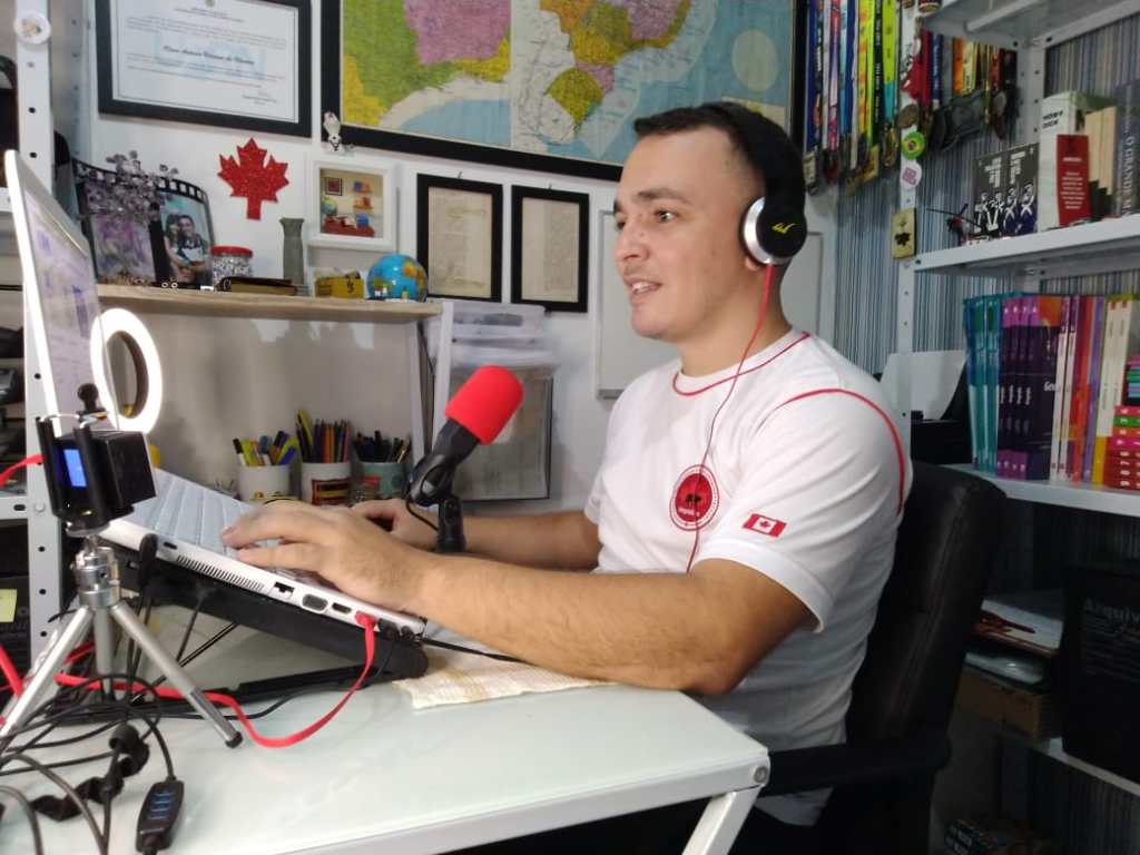 Aulas à distância: professores vivenciam os desafios e aprendizados da nova forma de educar em meio à&nbsp;pandemia