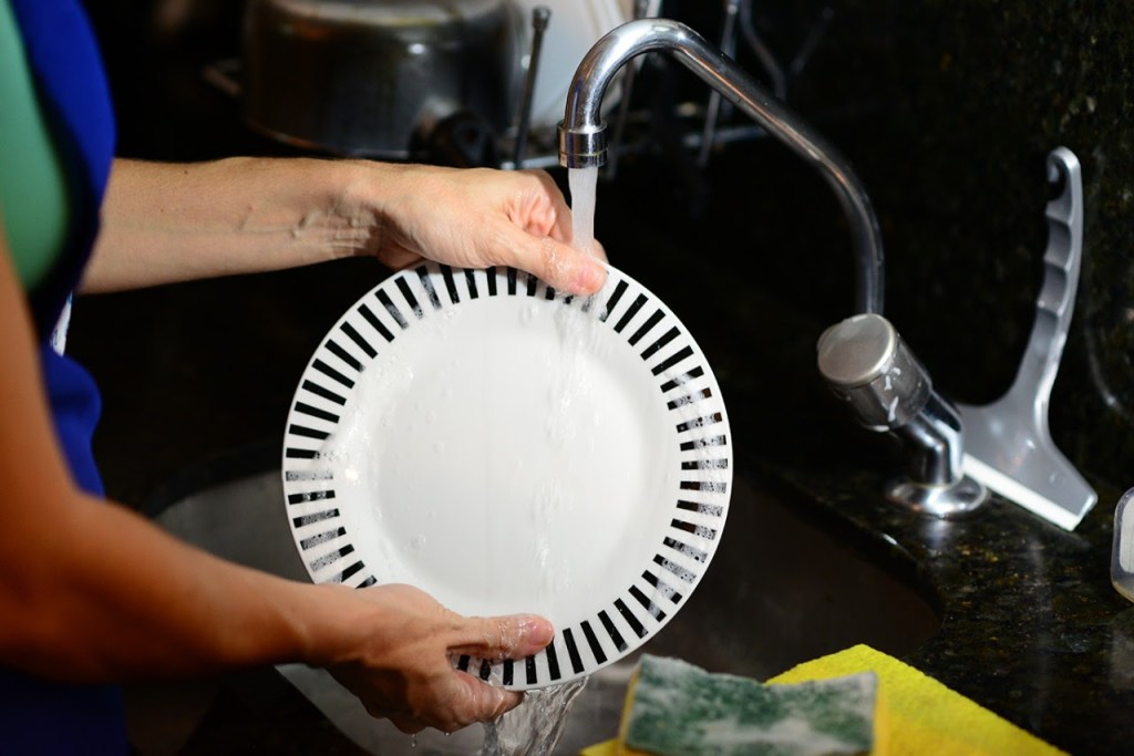 Domésticas estão entre as mais expostas à contaminação pela&nbsp;Covid-19