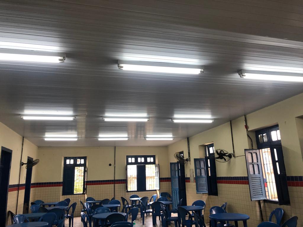 COSERN RENOVA ILUMINAÇÃO DE 15 ESCOLAS PÚBLICAS EM NATAL, MACAÍBA E CEARÁ-MIRIM COM 2.060 NOVAS LÂMPADAS DE&nbsp;LED