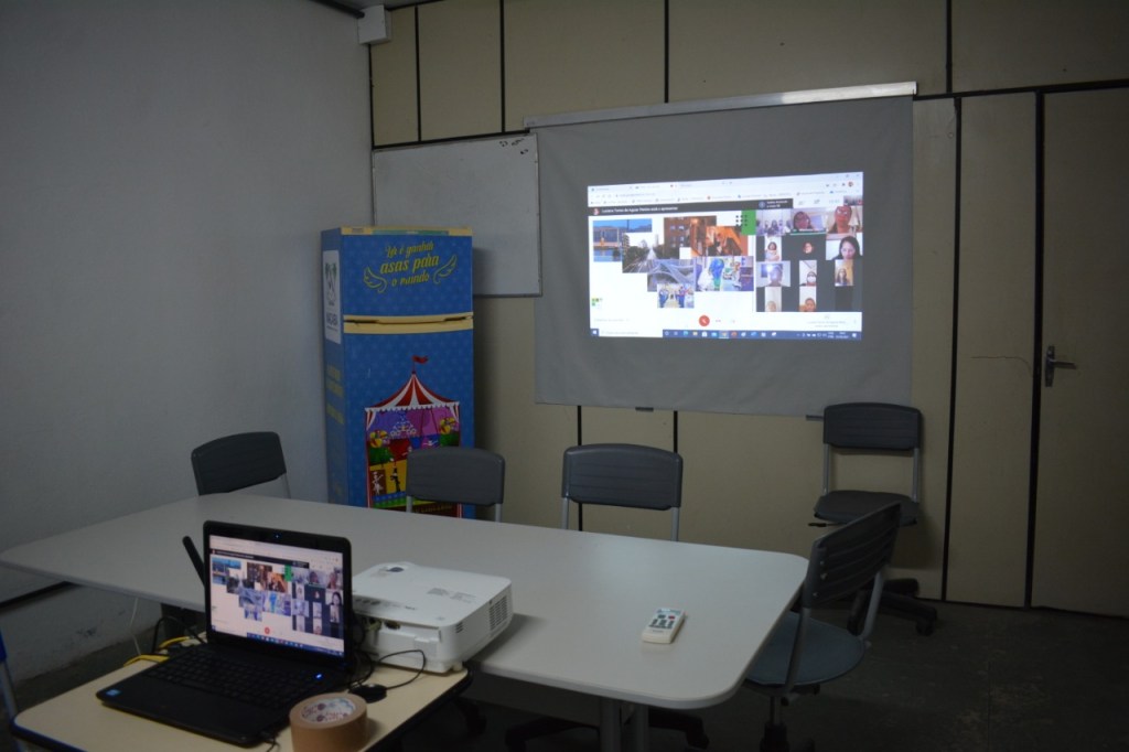 Macaíba realiza encontro pedagógico para retorno das aulas&nbsp;remotas