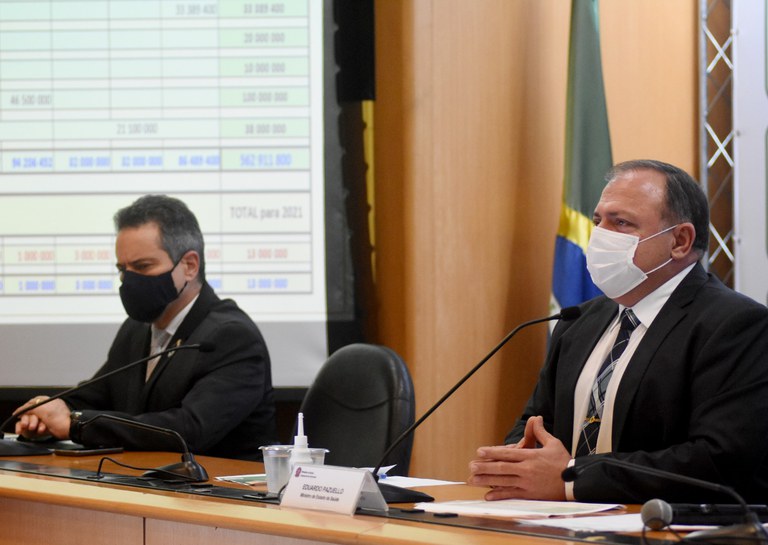 Pazuello reforça compromisso no combate à pandemia à frente do MS: “Não vamos parar nem um&nbsp;minuto