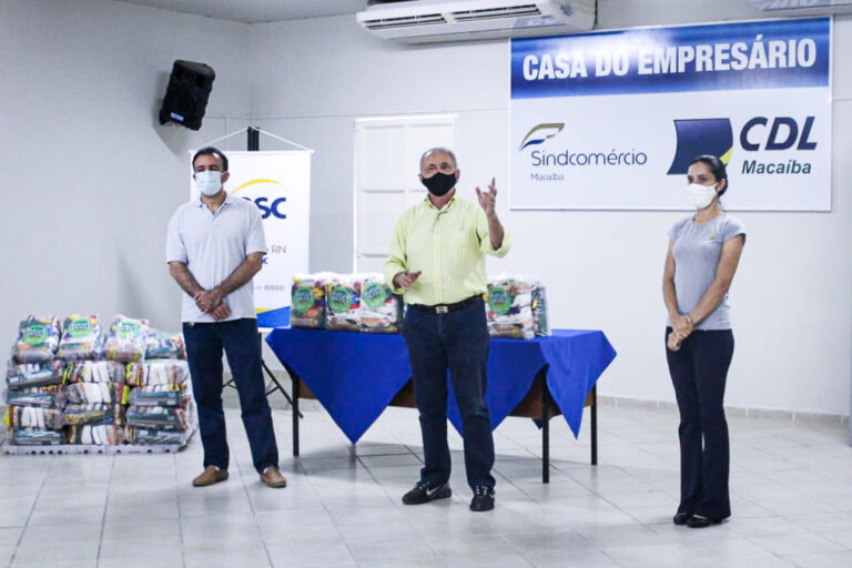 Sindcomércio faz entrega de cestas básicas para trabalhadores do segmento de&nbsp;eventos