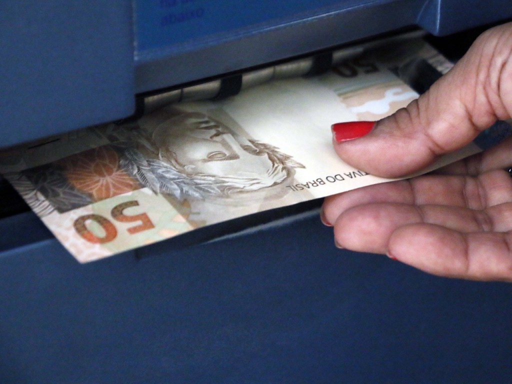 Governo do RN antecipa data de pagamento do 13º de 2018 e paga primeira parcela de&nbsp;maio