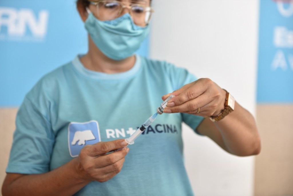 Pandemia recua no RN, mas é preciso cautela; Saúde registra queda nos pedidos de internação de pacientes&nbsp;covid