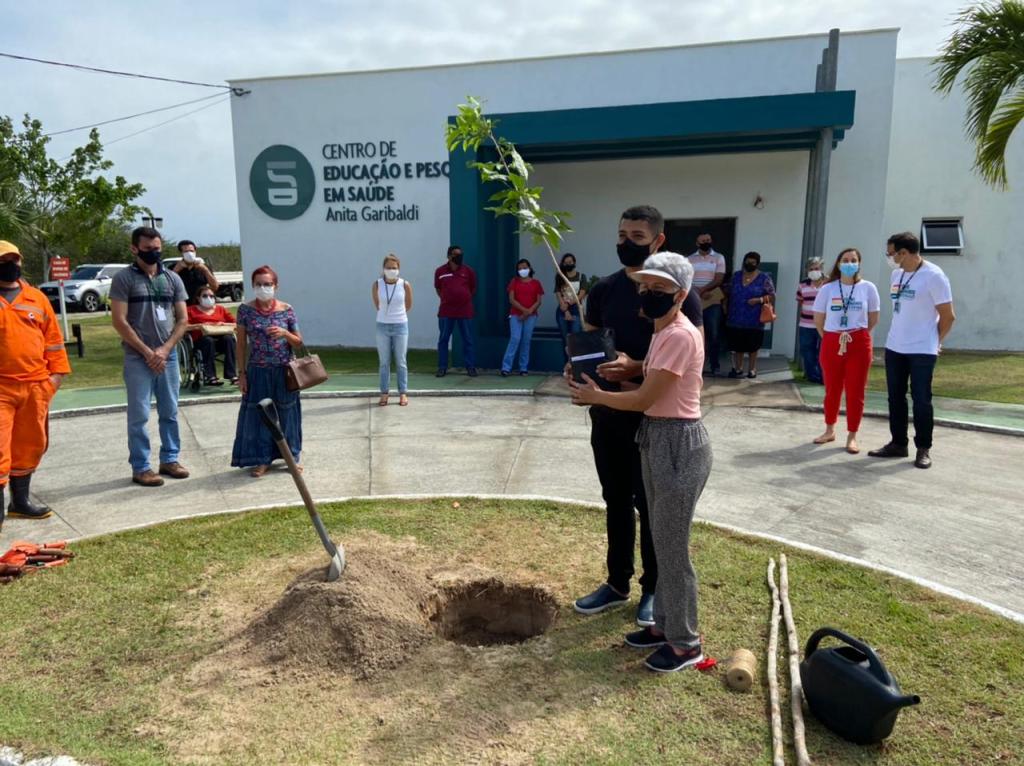 Instituto Santos Dumont planta 40 ipês em homenagem às vítimas da covid-19 no Rio Grande do&nbsp;Norte