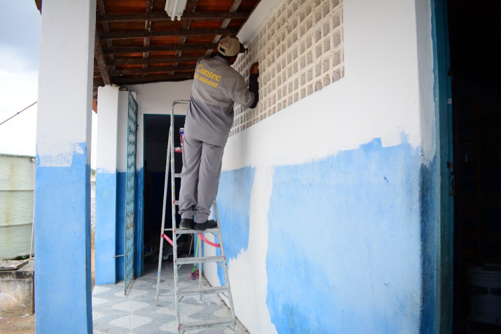 Macaíba inicia trabalho de reforma das escolas da rede municipal de ensino;  as primeiras já foram&nbsp;recuperadas