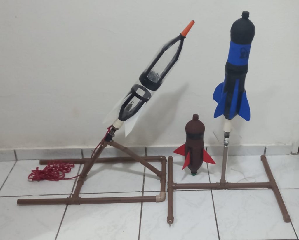 Projeto da UFRN lança foguetes caseiros nesta sexta-feira; alunas de escola pública de Macaíba participam da&nbsp;iniciativa