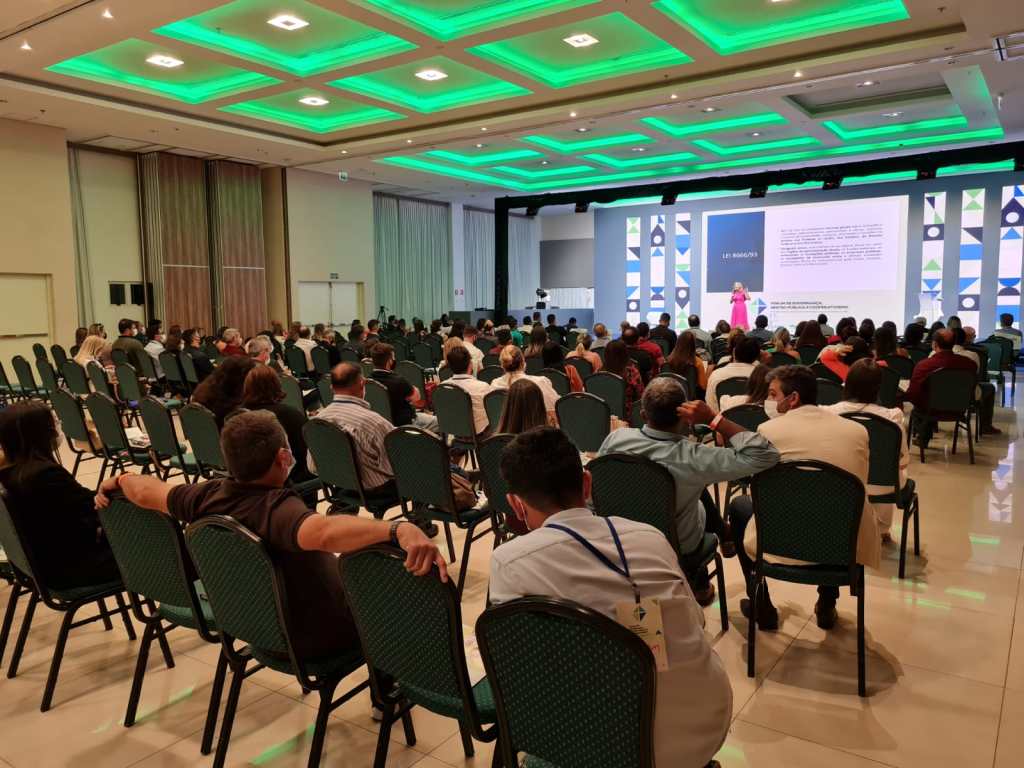 Fórum de Governança debete gestão pública e cooperativismo em Natal; evento promovido pela Coopedu/RN e&nbsp;parceiros