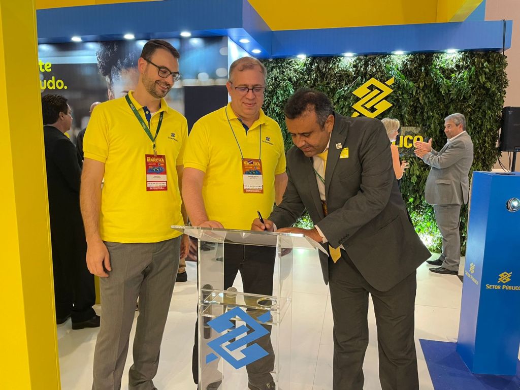 Femurn e Banco do Brasil firmam parceria que garante escritório de apoio e consultoria a prefeitos do&nbsp;RN