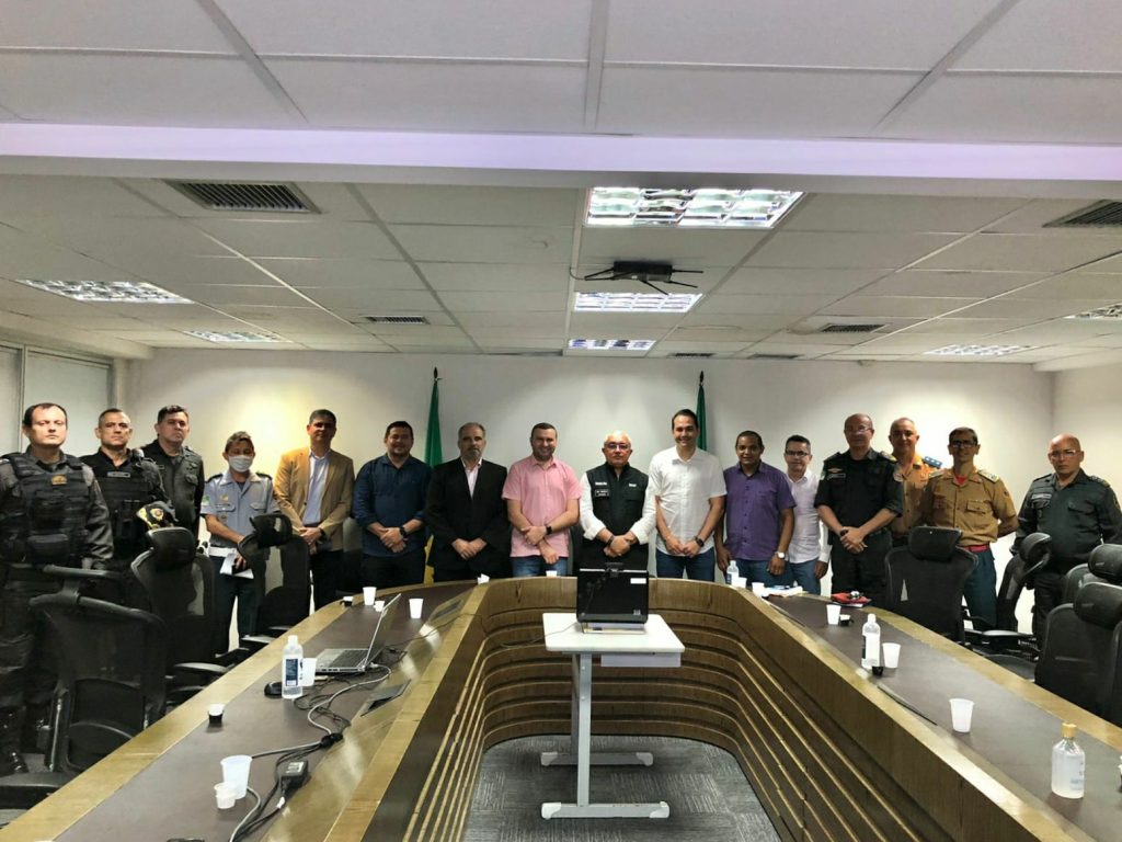 Prefeito Emídio Jr. se reúne com governadora Fátima Bezerra e autoridades estaduais discutir novas ações de Segurança para&nbsp;Macaíba