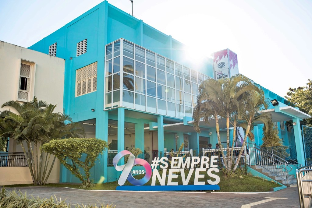 Colégio Neves celebra 90 anos de história com programação diversificada; entre as atividades destacam-se a missa solene, exposição e  shows na Arena das&nbsp;Dunas