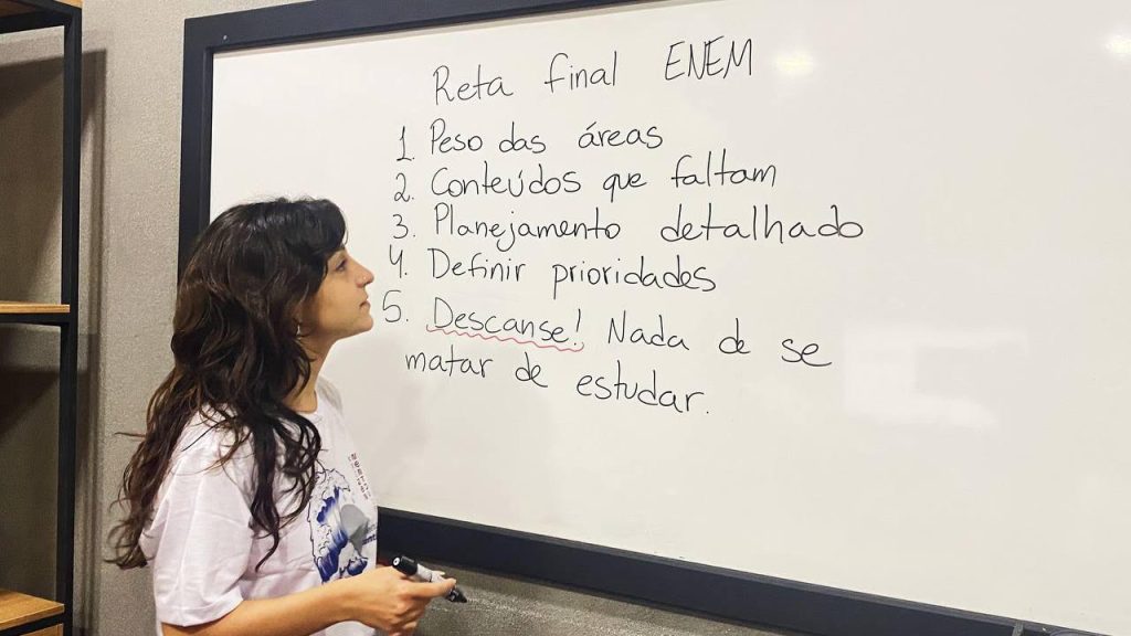 Professora potiguar dá 5 dicas práticas de como organizar os estudos a menos de 2 meses para a realização do&nbsp;ENEM