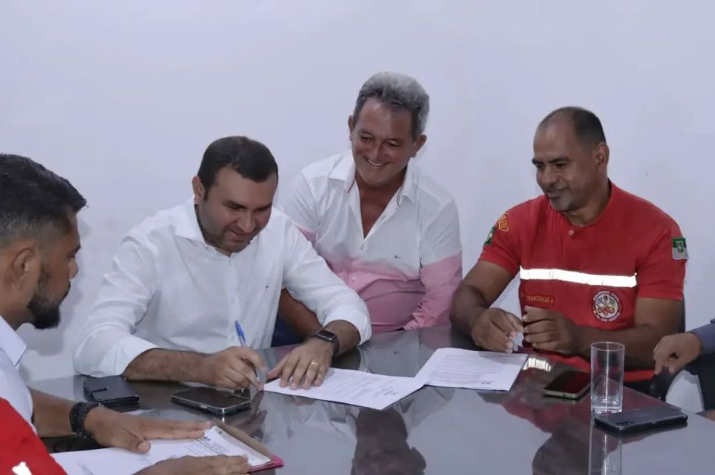 Prefeito Emídio Júnior sanciona lei que cria a Brigada de Incêndio e ações de Defesa Civil em&nbsp;Macaíba
