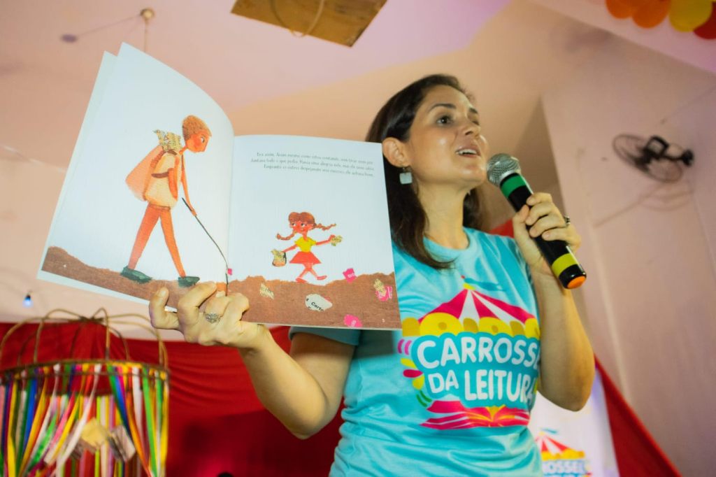 Carrossel da Leitura: Escolas públicas de 10 municípios começam a receber 1.000 livros infantis de autores&nbsp;potiguares