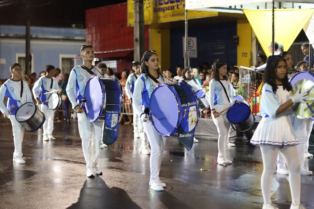 Tradicional Desfile Cívico de Macaíba leva multidão as ruas do centro; evento realizado no domingo, 3 de&nbsp;setembro