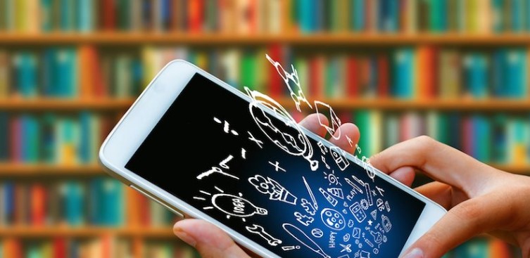 6 em cada 10 escolas brasileiras já limitam uso de celular; pesquisa mostra que em 28% das instituições já acontece a proibição&nbsp;total