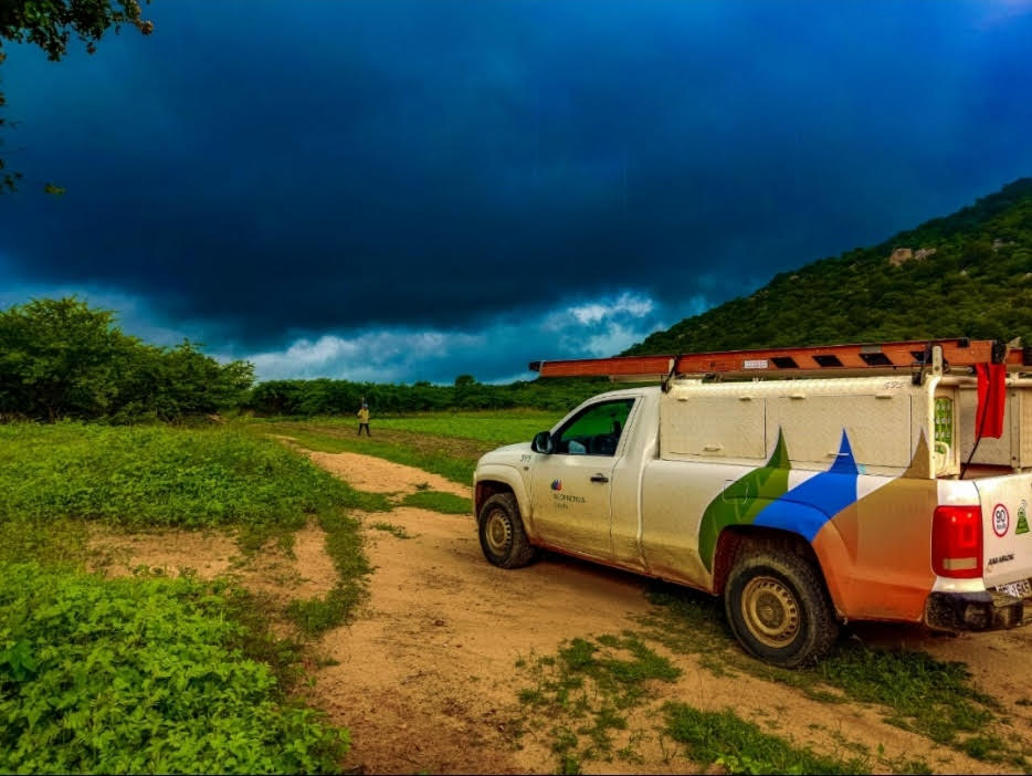 Com previsão de chuvas, redobre a atenção com a rede elétrica; previsão para os próximos dias é de pancadas de&nbsp;chuva